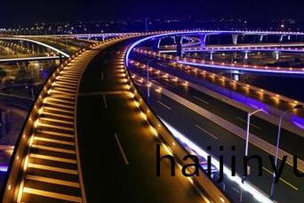 城市(shi)道(dao)路炤(zhao)明(ming)