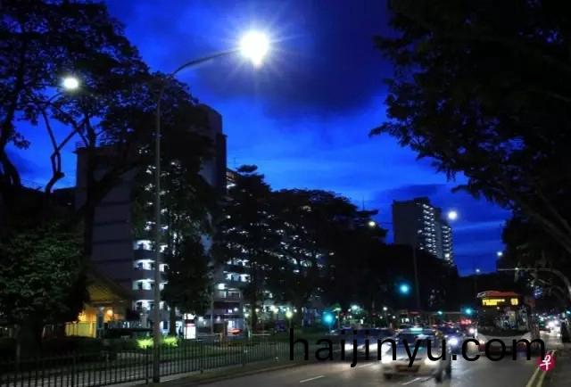 新(xin)加坡計(ji)劃(hua)2022年前(qian)將全國(guo)路(lu)燈(deng)更換成(cheng)LED